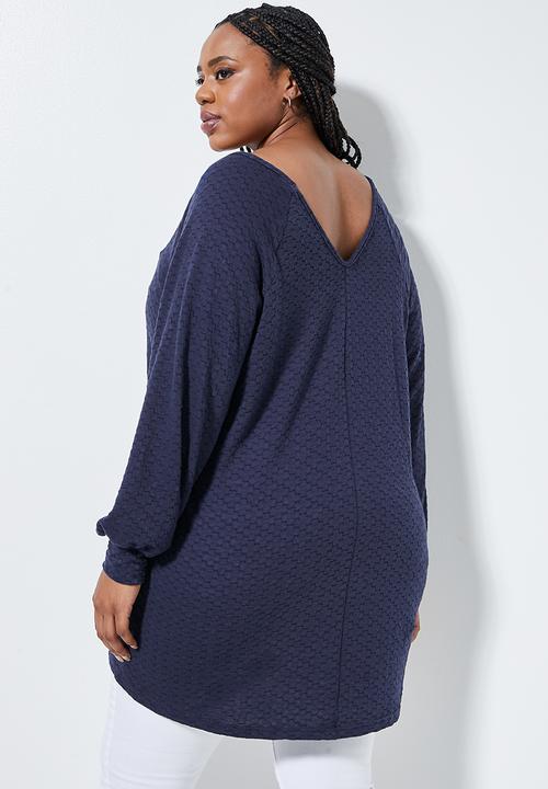 Superbalist - Ll textured v-neck top - navy