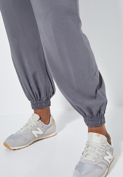 Superbalist - Easy pull on pant - charcoal