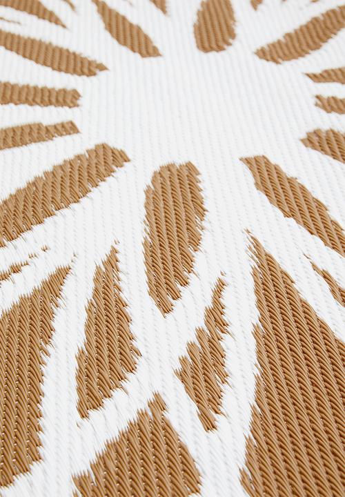 Present Time - Fairytale outdoor carpet - sand