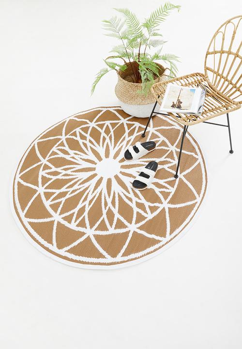 Present Time - Fairytale outdoor carpet - sand
