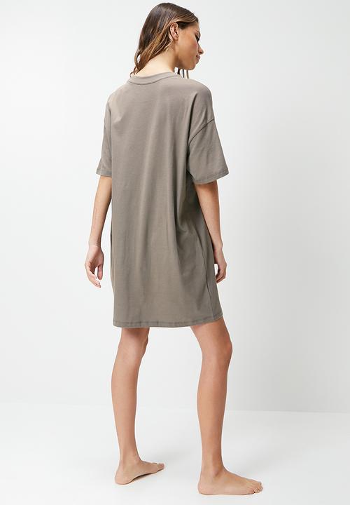 Blake - Oversized sleep tee with print - charcoal