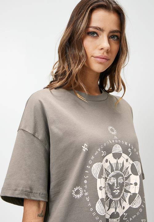 Blake - Oversized sleep tee with print - charcoal