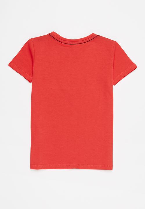 GUESS - Guess triangle tee - red