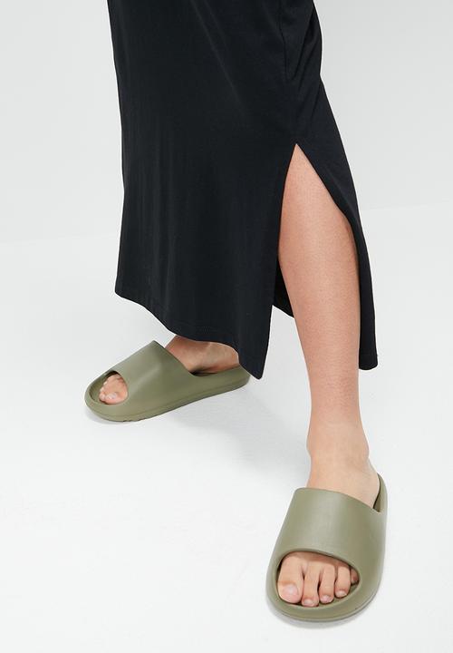 Blake - Midi T-shirt dress - black