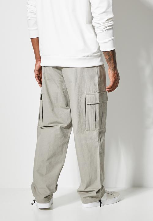 Superbalist - Carson loose cargo pants - grey
