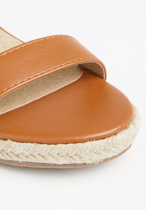 edit - Shelby espadrille wedge - tan