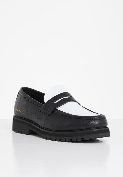 Jonathan D - Penny moc - black/white