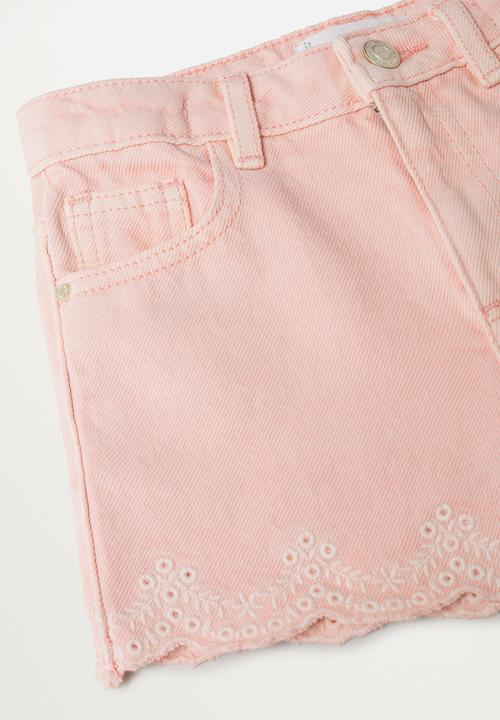 MANGO - Embroidered denim short - pink