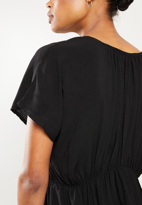 Missguided - Ruched waist skater dress - black