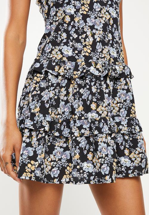 Missguided - Floral layered frill mini dress - black