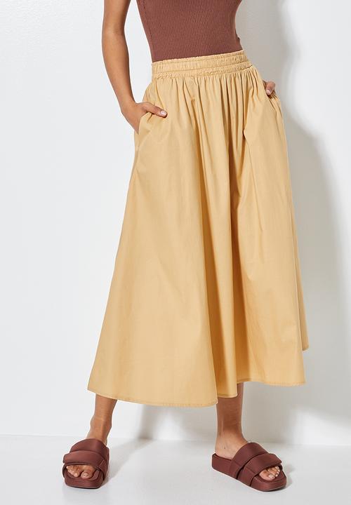 Superbalist - Poplin pull on midi skirt with pockets - tan