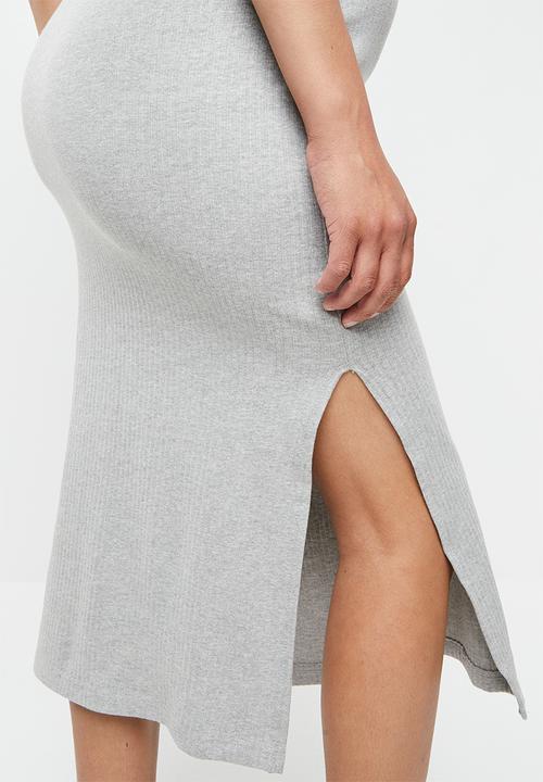 Missguided - Maternity rib belted split side midi dress - grey