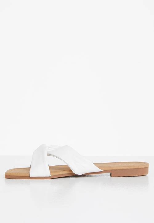 edit - Taren slip on sandal - white
