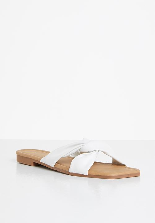 edit - Taren slip on sandal - white