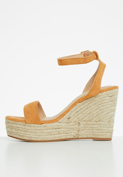 Superbalist - Wedge ankle strap heel - tan