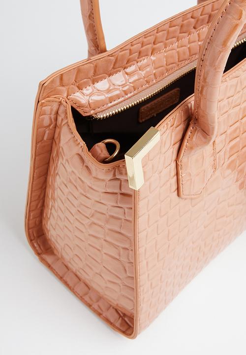 Call It Spring - Galiraviel - light pink