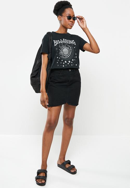 Billabong  - Light of dawn short sleeve tee - black