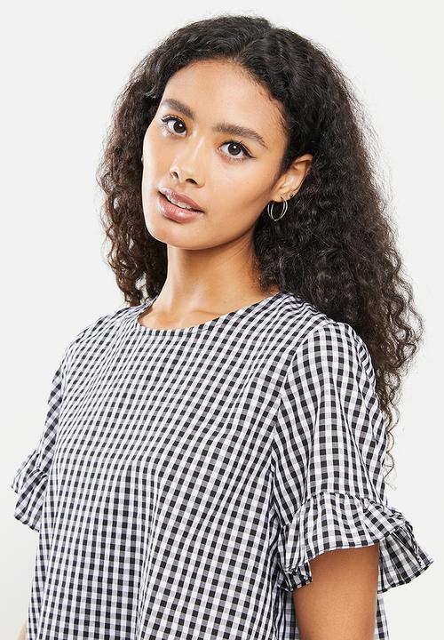 Stella Morgan - Frill edge high-lo top - black