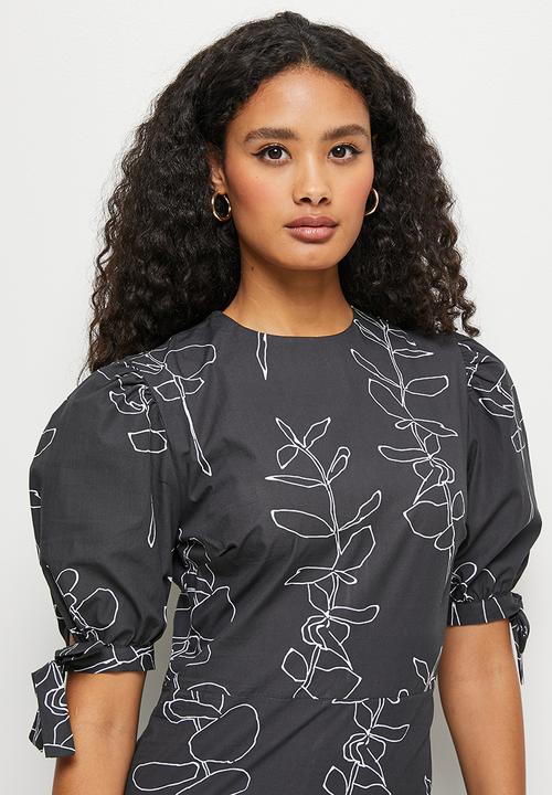 edit - Poplin tie sleeve tiered midi - black 