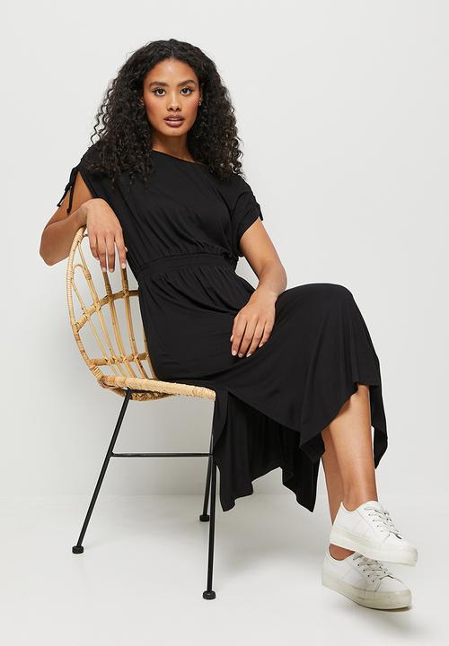 edit - Ruched shoulder knit fit & flare midi - black