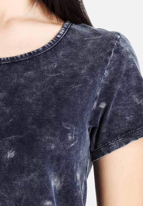 Noisy May - Black Water Tee