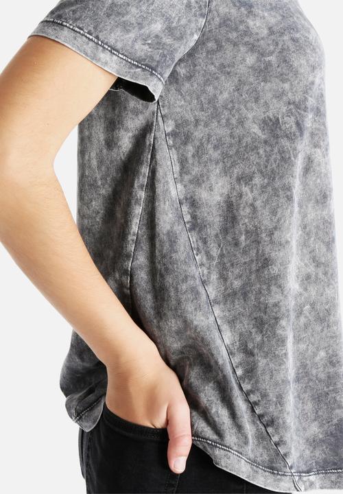 Noisy May - Black Water Tee