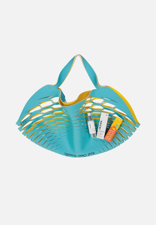 SKOON. - SUNNYBONANI Day Defence Sun Cream SPF20 + FREE Beach Bag