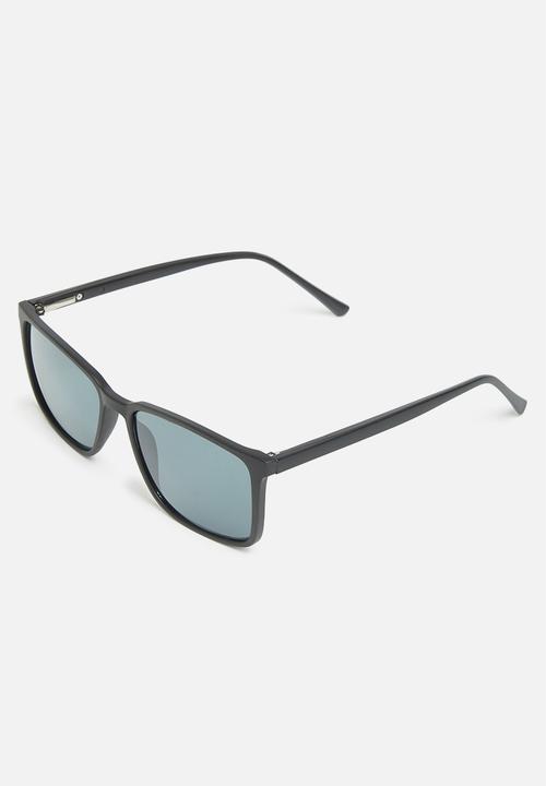 Superbalist - Devon sunglasses - black