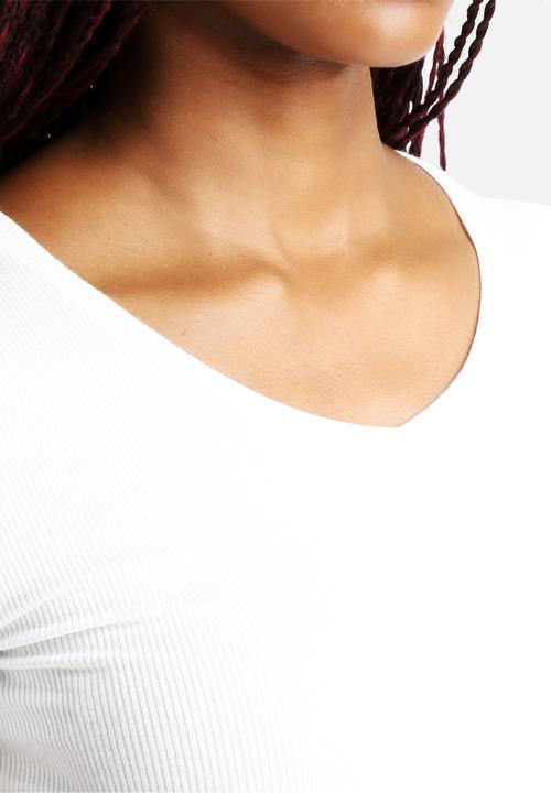 Vero Moda - Laila Rib V-Neck Tee
