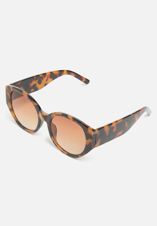 Superbalist - Tammy oval sunglasses - brown 