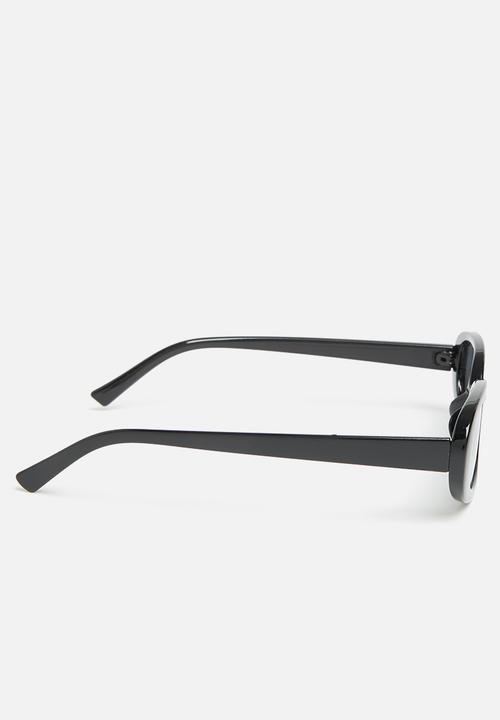 Superbalist - Amber oval sunglasses - black