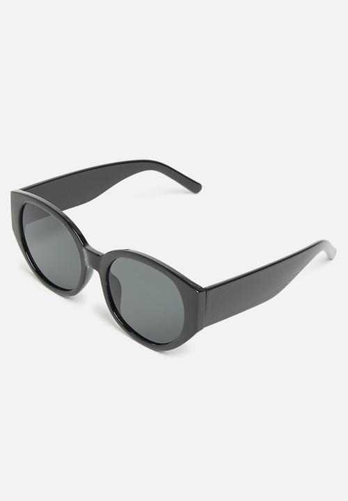 Superbalist - Anna cateye sunglasses - black
