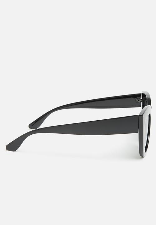 Superbalist - Trina cateye sunglasses - black