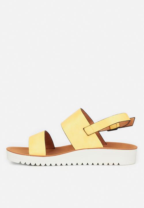 Butterfly Feet - Maple 2 sandal - yellow