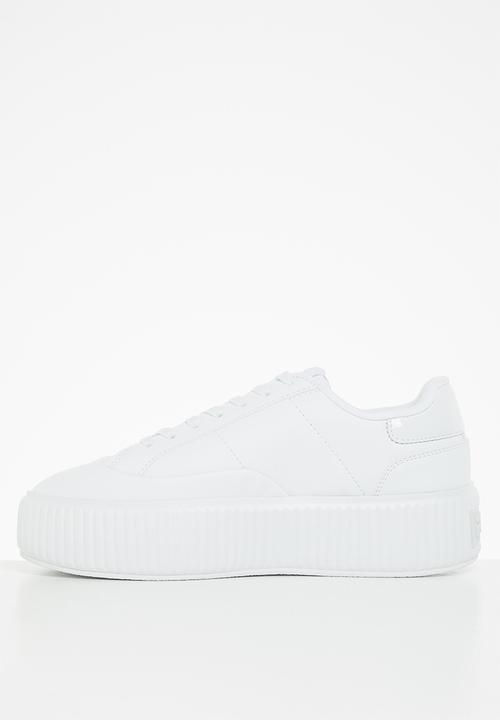 FILA - Sandblast oversole - white