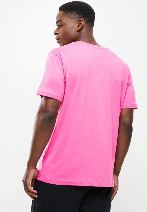 New Balance  - Nb essentials athletic club tee - sporty pink