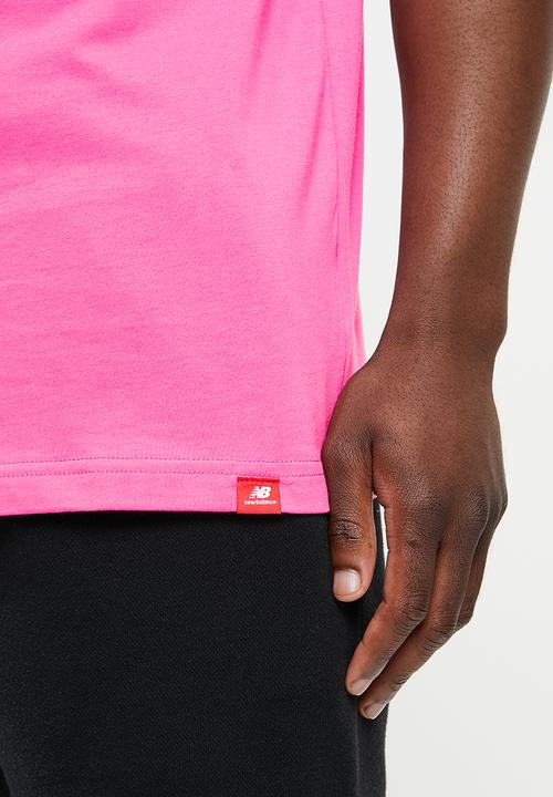 New Balance  - Nb essentials athletic club tee - sporty pink