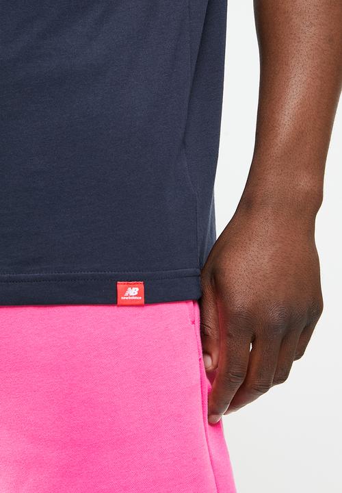 New Balance  - Nb essentials athletic club logo tee - eclipse