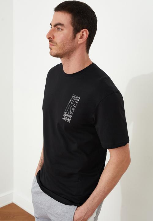Trendyol - Big back printed short sleeve tee - black