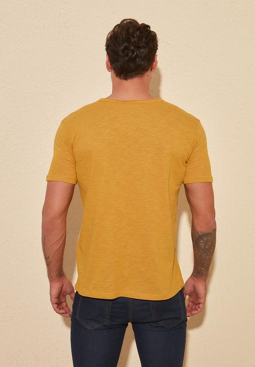 Trendyol - Crew neck raw edge tee - mustard
