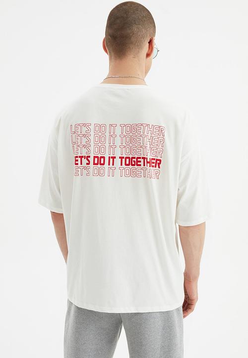 Trendyol - Let's do it together back print tee - ecru