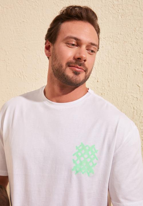 Trendyol - Crosses back print short sleeve tee - white
