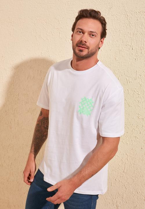 Trendyol - Crosses back print short sleeve tee - white