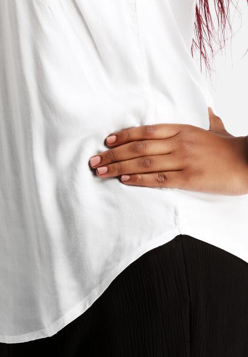 Vero Moda - Cutout Top