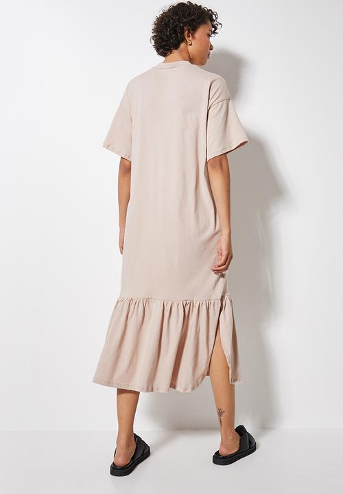 Superbalist - Curved hem T-shirt dress - bark