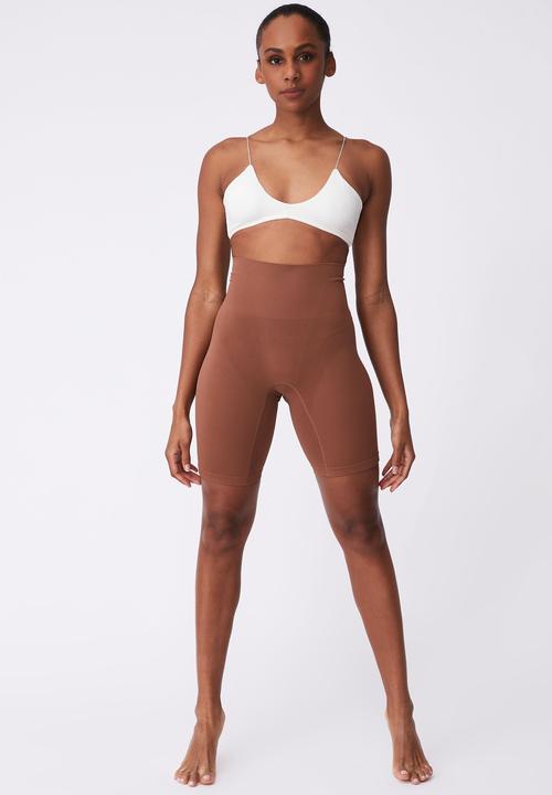 Cotton On - Smoother and shaper short - chocolate mousse