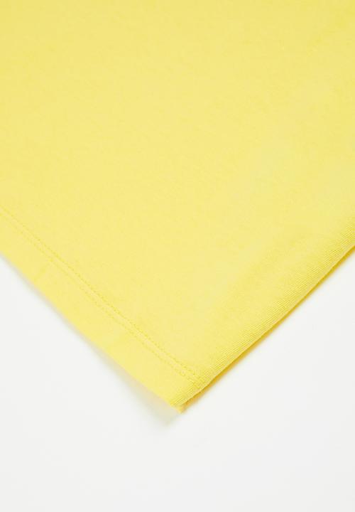 GUESS - Boys core triangle tee - yellow