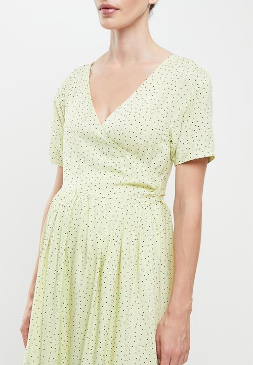 Superbalist - Feeding wrap dress - yellow & black 