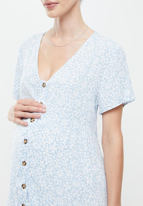 Cotton On - Maternity woven button front short sleeve midi dress - didi ditsy new wave blue