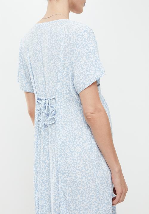 Cotton On - Maternity woven button front short sleeve midi dress - didi ditsy new wave blue